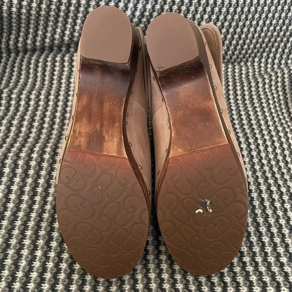 UGG Lynnea Studs clog bootie women’s shoe size 9